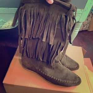Green fringe boots